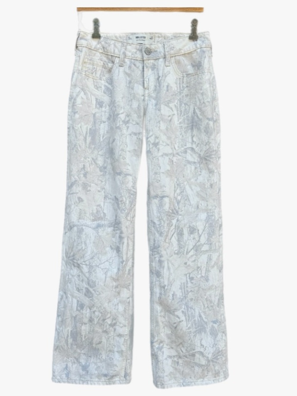 Hollister Low Rise Baggy Camo Jeans W25 Wide Leg Y2K Forest Print Cream Gray